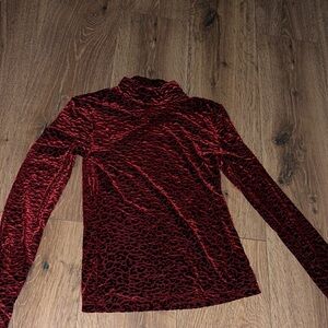Elegant Red Velvet Leopard Print Turtleneck Top